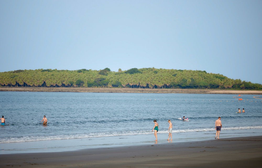 ヴィラの眼前に広がる海